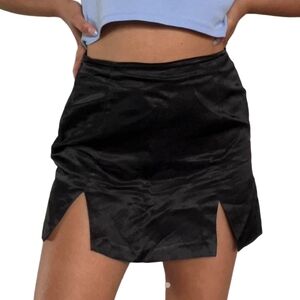 Zara Black Dual Slit Skirt Sleek Side Zip Mini Skirt Size Small